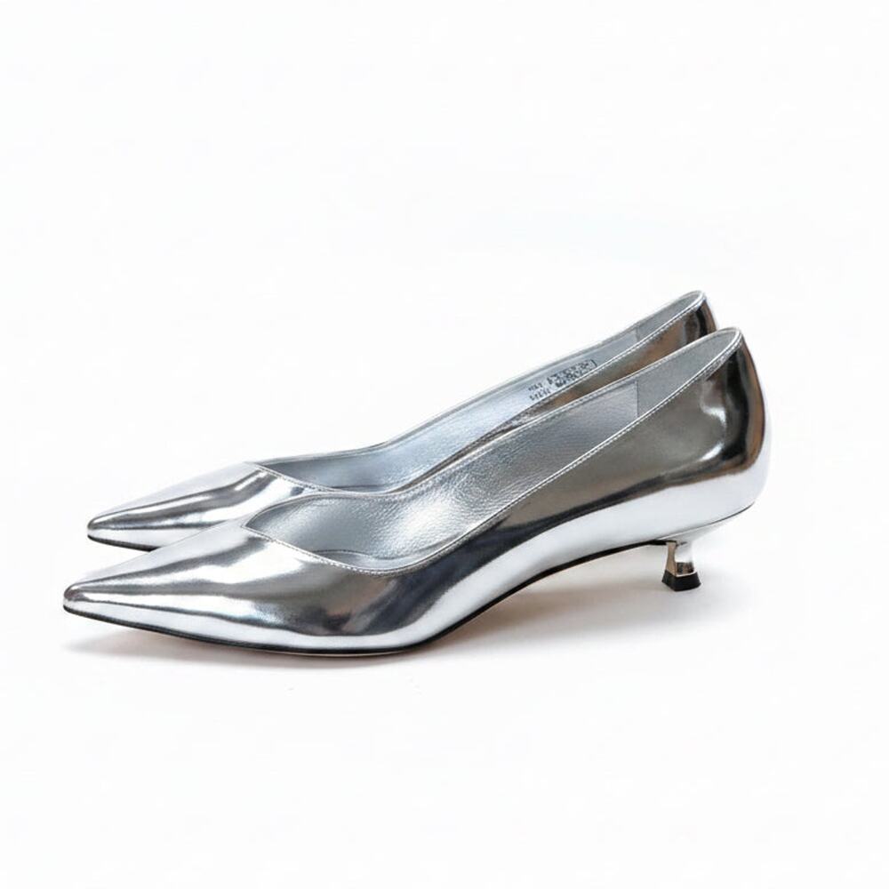 Stuart Weitzman silver Eva kitten heels, size 8.5, NEW WITHOUT BOX!